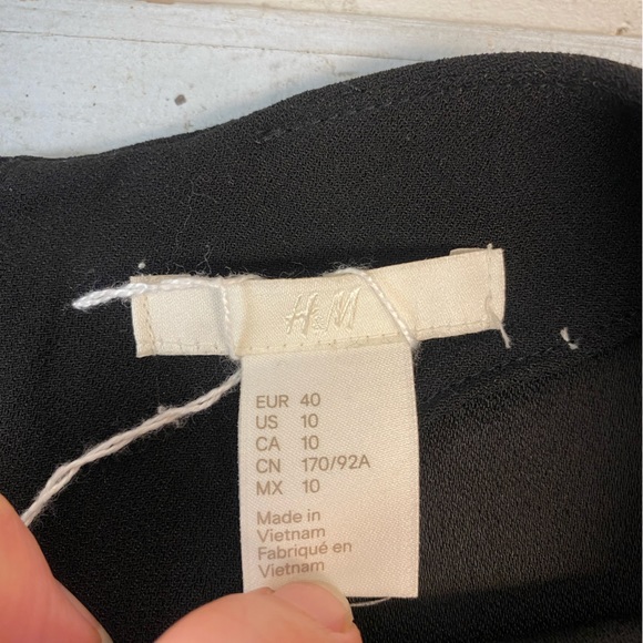 H&M women's sleek black dress, 10 - Picture 2 of 3